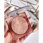 Huda Beauty GloWish Soft Radiance Bronzing Powder Medium