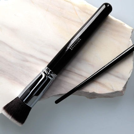 T4B LUSSONI 100 Series Professional Makeup Brushes for Liquid and Cream Cosmetics - PRO 112 Flat Top Kabuki Brush