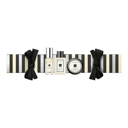 Jo Malone Winter Set Honeysuckle Davana Eau De Cologne Unisex 9 Ml, English Pear Freesia Cleansing Body Wash 15 Ml, Grapefruit Sweet Almond Jojoba Cocoa Seed Oil Nourishing Body Jo Malone London