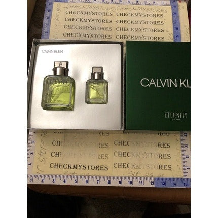 Eternity par Calvin Klein 3.4 oz, 1oz équivaut à 30ml Eau de toilette  SP + 1.0 oz, 1oz équivaut à 30ml Eau de toilette  SP Coffret Cologne Pour Homme Calvin Klein