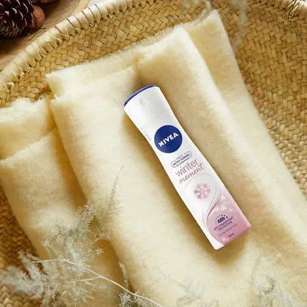 NIVEA Winter Moment Deo Spray 150ml with Winter Scent and 48h Anti-Transpirant Protection Nivea