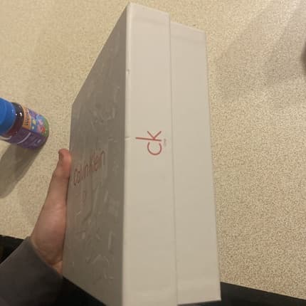 Calvin Klein One 2022 - Gift Set With And Shower Gel Eau de Toilette 50ml Unisexe