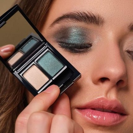 ARTDECO Eyeshadow Long - Lasting Colorful Nude Pearl 1g - Shade 211 Elegant Beige - Maison des fragrances