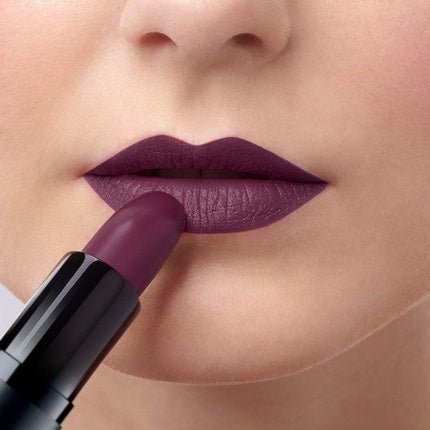 ARTDECO Perfect Mat Lipstick Long - Lasting Matte Lipstick 4g 138 Black Currant - Maison des fragrances