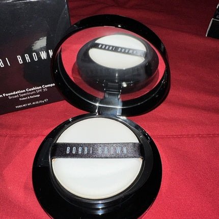 Bobbi Brown Skin Foundation Cushion Compact SPF35 Medium To Dark 13g - Maison des fragrances