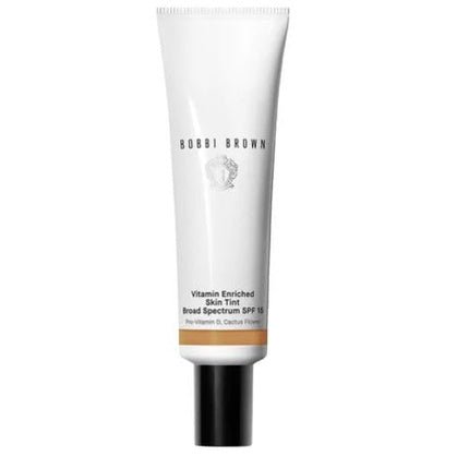 Bobbi Brown Vitamin Enriched Hydrating Skin Tint SPF 15 with Hyaluronic Acid Golden 3 - Maison des fragrances
