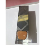 Burberry Fresh Glow Luminous Foundation 1oz New in Box No. 64 Mocha - Maison des fragrances