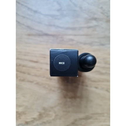 MAC Studio Waterweight Concealer NW30