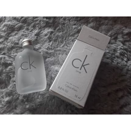 Calvin Klein CK ONE Calvin Klein Unisex Eau de Toilette (EDT) Mixte 15ml - Maison des fragrances