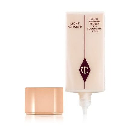 Charlotte Tilbury Light Wonder SPF15 1 Fair - Maison des fragrances