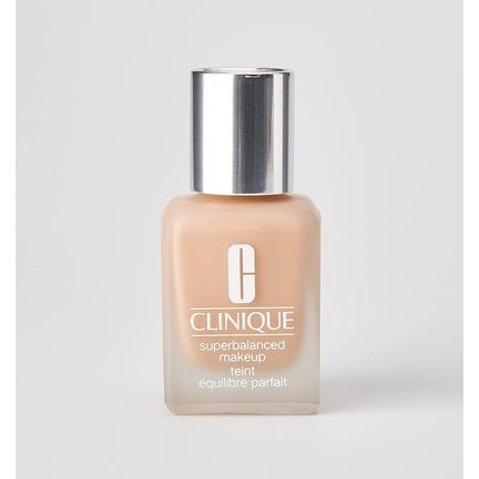 Clinique Superbalanced Makeup CN 62 Porcelain Beige 30ml - Maison des fragrances