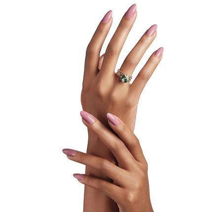 CND Vinylux No. 310 Poetry 15ml - Maison des fragrances