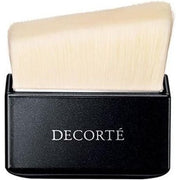 Cosme Decorte Foundation Brush - Maison des fragrances