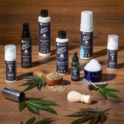 Cosmétiques avec du CBD La Saponaria Spray Déodorant Bio Uomo SativAction - 100 ml - Maison des fragrances