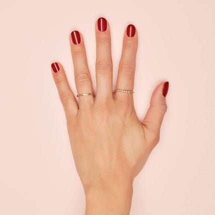 Deborah Milano Professional Semi Permanent Nail Polish 14 Strawberry Red Plumping Long Lasting for Intense and Shiny Nails 4.5ml - Maison des fragrances