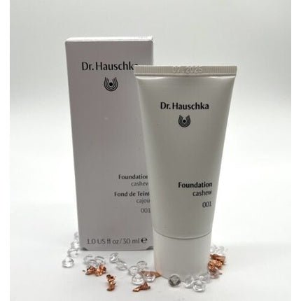 Dr. Hauschka Foundation Face Makeup 001 30ml - Maison des fragrances