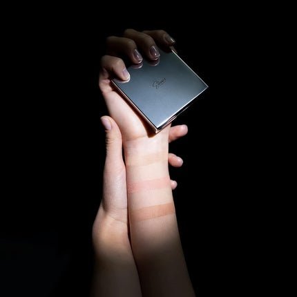 Elever Cosmetics Blushy Cheeks Blusher Healthy Blush Effect Easy to Apply Adapts to Skin 8g - Maison des fragrances