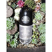 Essence Nail Polish Satin Bold Metallic Chrome 04 Steel Gpt Top Silver Colored - Maison des fragrances