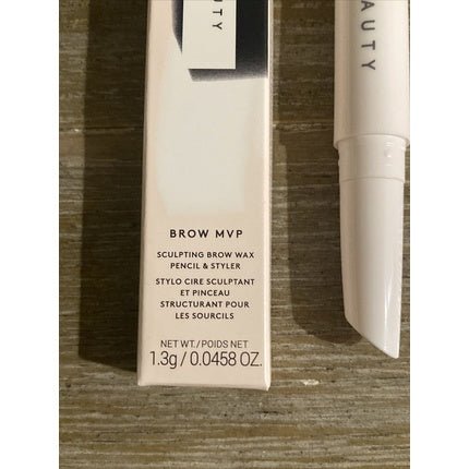 FENTY BEAUTY by Rihanna Brow MVP Sculpting Wax Pencil Universal - Maison des fragrances