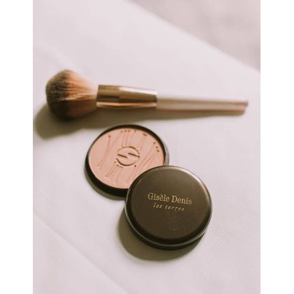 GISÈLE DENIS Les Terres Compact Powder N03 Sahara High Coverage Face Care 15g - Maison des fragrances