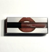 Huda Beauty Liquid Matte Lipstick First Class 0.14 oz - Maison des fragrances