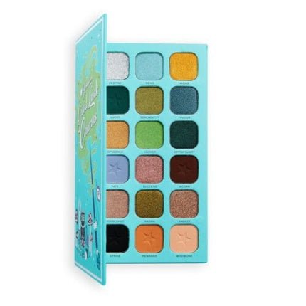I Heart Revolution Book of Spells Good Luck Charms 18 Pan Eye Shadow Palette - Maison des fragrances