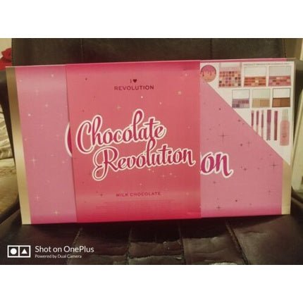 I Heart Revolution The Chocolate Revolution Makeup Beauty Christmas Set - Maison des fragrances