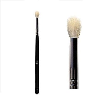 Ibra Blending Brush For Eyeshadow 13 - Perfect For Blending Eyeshadow Seamlessly - Maison des fragrances
