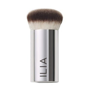 ILIA Perfecting Buff Brush Non - Toxic Vegan Cruelty - Free Clean Makeup - Maison des fragrances