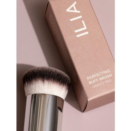ILIA Perfecting Buff Brush Non - Toxic Vegan Cruelty - Free Clean Makeup - Maison des fragrances