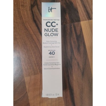 It Cosmetics CC+ Nude Glow Skin Tint Serum Care Foundation Light Medium 32ml - Maison des fragrances