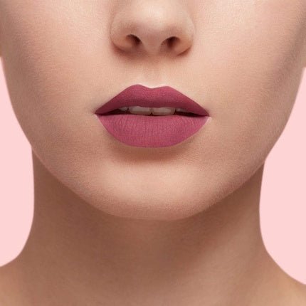 L'Oréal Paris Les Macarons Long - Lasting Matte Lipstick No.820 Praline De Paris Pink - Maison des fragrances