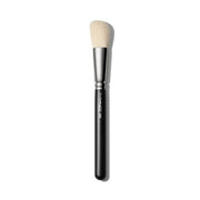 MAC 168S Large Angled Contour Brush Black - Maison des fragrances