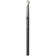 MAC 221S Mini Tapered Blending Brush - Maison des fragrances