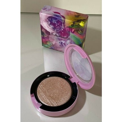 MAC Botanic Panic Extra Dimension Skinfinish Highlighter Fleur Sure - Maison des fragrances
