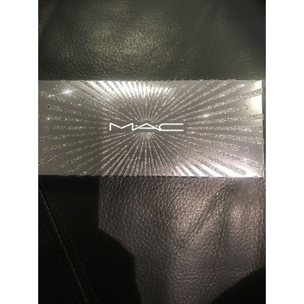 M.A.C Flashing Ice Extra Dimension Skinfinish Trio Shade Medium Deep - Maison des fragrances