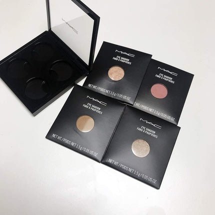MAC Pro Palette Eyeshadow Refill in Soba - Maison des fragrances