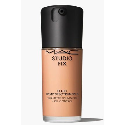 MAC Studio Fix Fluid SPF 15 24HR Matte Foundation with Oil Control NW20 Beige - Maison des fragrances