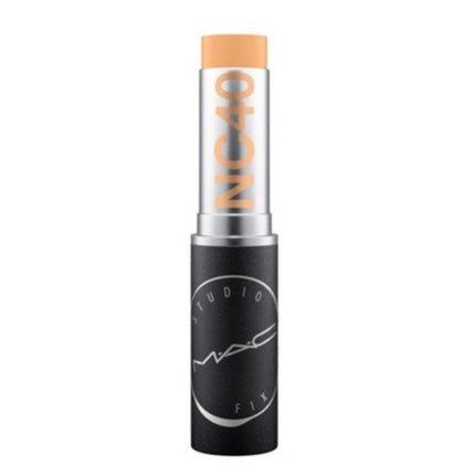 MAC Studio Fix Soft Matte Foundation Stick NC40 - Maison des fragrances