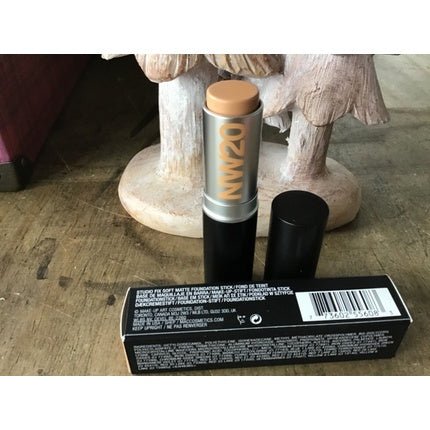 Mac Studio Fix Soft Matte Foundation Stick NW13 - Maison des fragrances