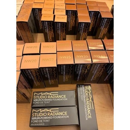 MAC Studio Radiance Serum - Driven Foundation 1.0 fl oz - New in Box - Maison des fragrances