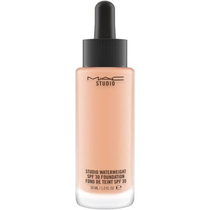 MAC Studio Waterweight Liquid Foundation SPF30 Nw18 - Maison des fragrances