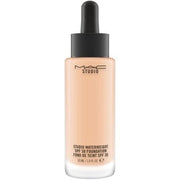 MAC Studio Waterweight SPF 30/PA++ Foundation 30ml - Maison des fragrances