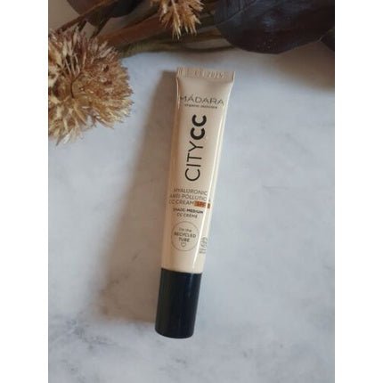Madara CityCC Anti Pollution Cream Medium SPF 15 CC Cream New 15ml - Maison des fragrances