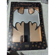 Makeup Revolution Batman DC Mirror Collectible Limited Edition - Maison des fragrances