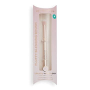 Makeup Revolution Create Fluffy Blending Brush Vegan and Cruelty - Free R4 - Maison des fragrances