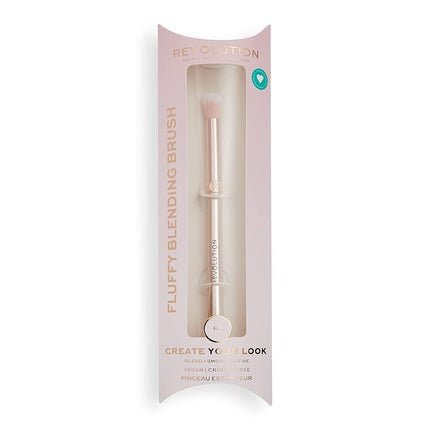 Makeup Revolution Create Fluffy Blending Brush Vegan and Cruelty - Free R4 - Maison des fragrances