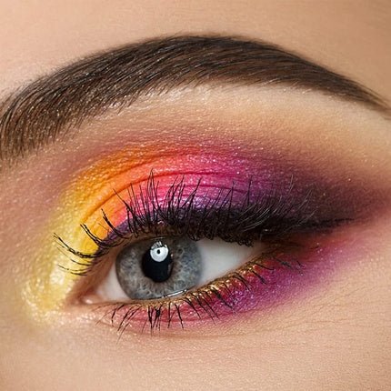 Makeup Revolution Forever Flawless Fire 18 Hot Matte Shimmer and Compact Glitter Eye Shadows on a Color Palette - Maison des fragrances