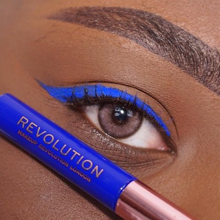 Makeup Revolution Super Flick Liquid Eyeliner Highly Pigmented Blue 2.4ml - Maison des fragrances