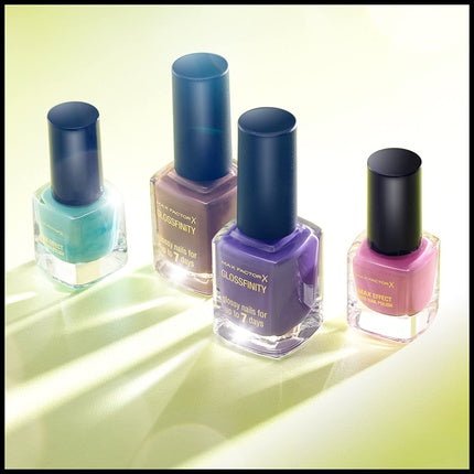 Max Factor Glossfinity Nail Polish 27 Celestial Blue 11ml - Maison des fragrances